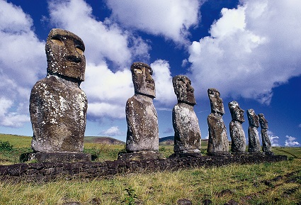 Sernatur abre 150 cupos para conocer Isla de Pascua
