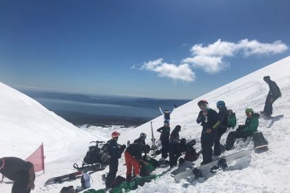 Comienza competencia internacional de Snowboard en Pucón