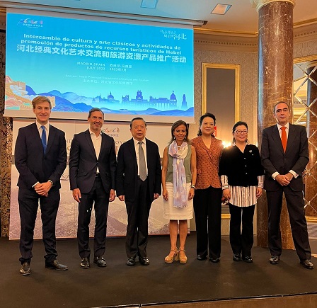 Madrid recobra la conectividad con China