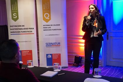 Sernatur capacita a empresarios turísticos con sellos Q y S