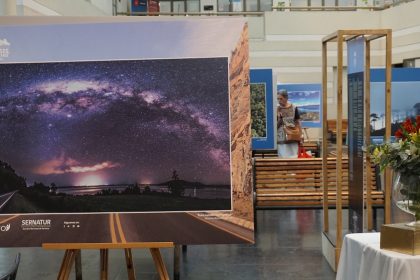 Inauguran en Santiago exposición de Ruta Escénica Lagos y Volcanes
