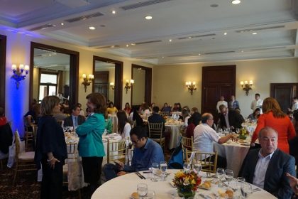 El Salvador invita a los peruanos a descubrir sus maravillas turísticas