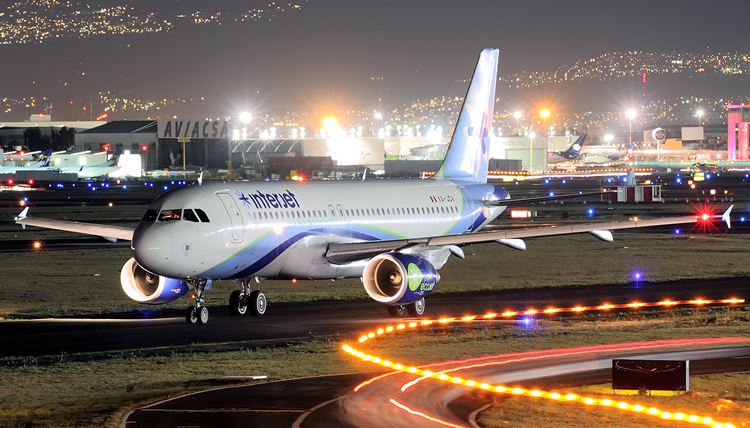 Interjet celebra cinco años de volar desde la Ciudad de México a Bogotá