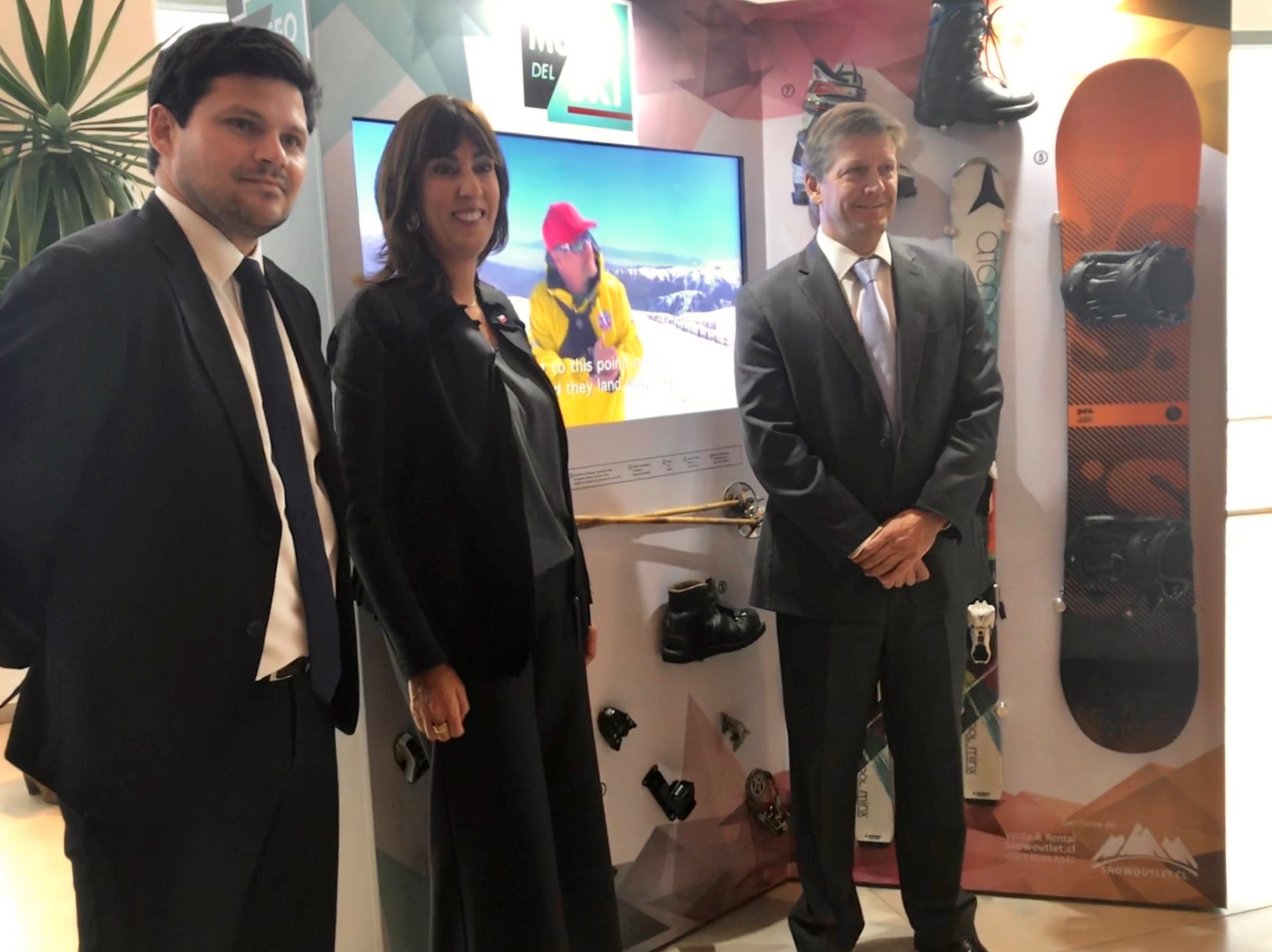 Inauguran la primera exhibición sobre la historia del ski en Chile