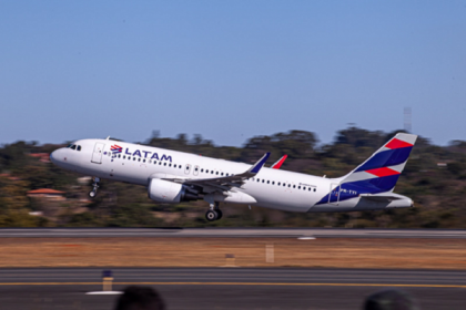 LATAM Airlines entre las 5 aerolíneas más puntuales del mundo