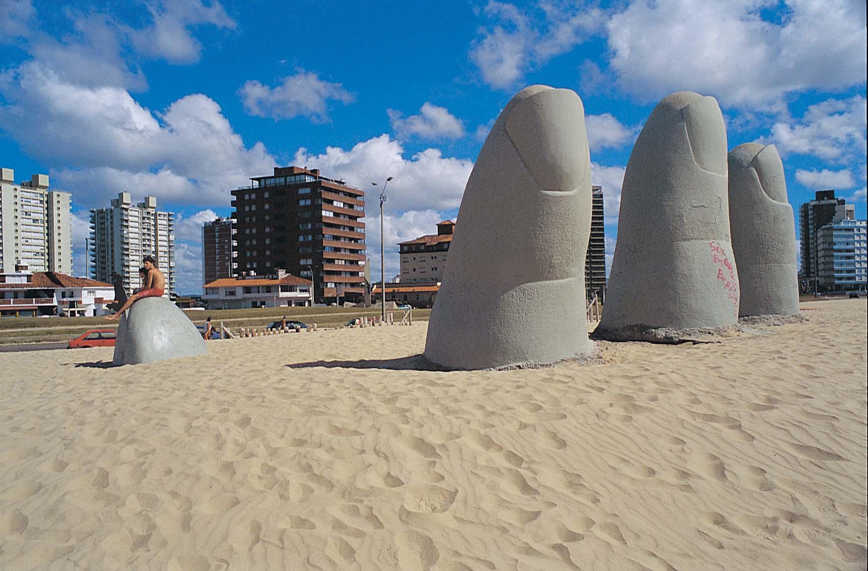 LATAM inaugura dos nuevos destinos internacionales para este verano 2018