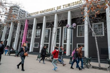 Sernatur anuncia nuevas directoras en las regiones de Tarapacá, Metropolitana y Magallanes