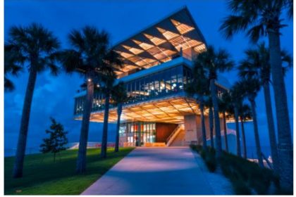 Nuevo muelle hace su “debut” en el centro de St. Pete