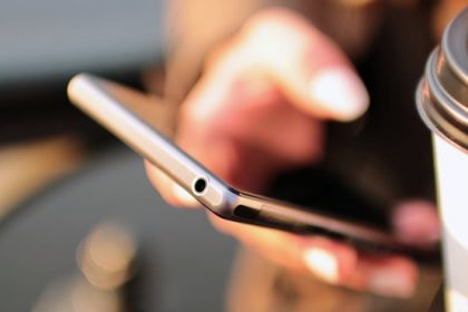 Varias apps de reserva de hoteles graban la pantalla del móvil para obtener datos bancarios Varias apps de reserva de hoteles graban la pantalla del móvil para obtener datos bancarios