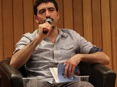 Ricardo Elías lanzó su novela "A la cárcel"