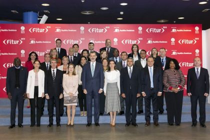 Los Reyes de España dan la bienvenida a Fitur 2019