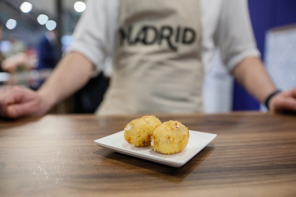Almeida destaca la importancia de la gastronomía madrileña