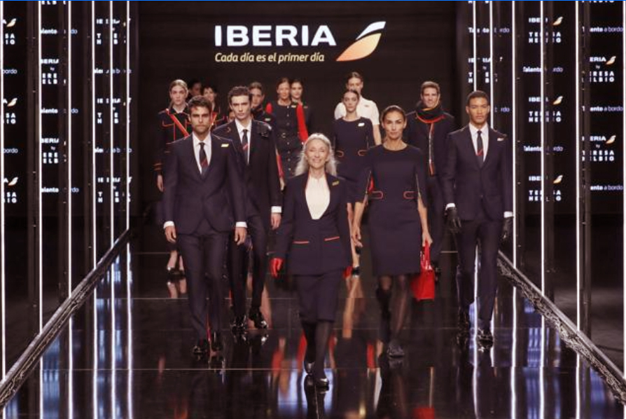 Iberia presenta durante Mercedes Benz Fashion Week Madrid sus nuevos uniformes