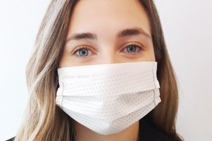 Empresa chilena crea mascarillas con 99% de filtración