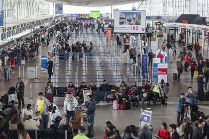 Líneas aéreas realizan máximos esfuerzos para asegurar vuelos ante protestas sociales