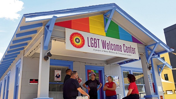 Mes del ORGULLO en St. Pete/Clearwater de la Florida