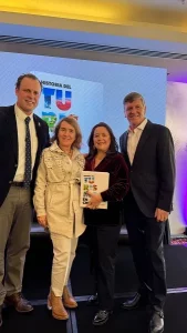 Deconstrucción: Un reordenamiento de la vida, la política y el arte