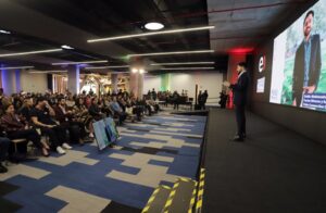 67 empresas se destacan como "Mejores Lugares para Trabajar LGBTI+"