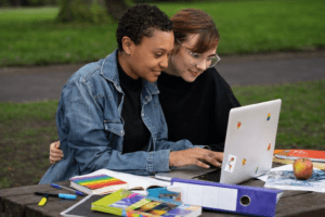 Colombia apuesta por el turismo inclusivo: lanzan becas para formar expertos en diversidad LGBTIQ+