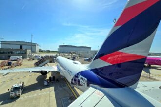 LATAM acelera la renovación de su flota con más de 40 aeronaves LATAM acelera la renovación de su flota con más de 40 aeronaves