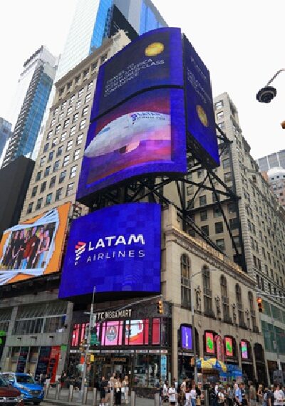 LATAM Airlines llega a Times Square con una campaña publicitaria durante un año