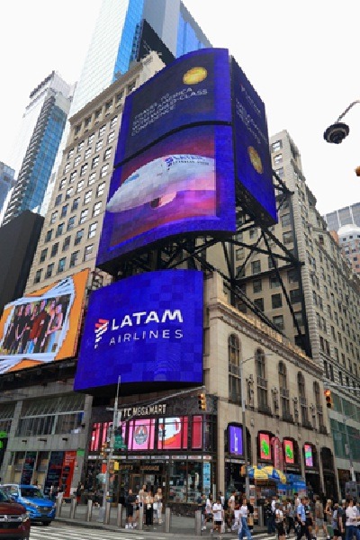 LATAM Airlines llega a Times Square con una campaña publicitaria durante un año