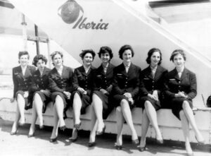 Iberia conmemora el 80 aniversario de las primeras Tripulantes de Cabina de Pasajeros