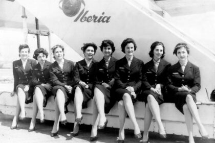 Iberia conmemora el 80 aniversario de las primeras Tripulantes de Cabina de Pasajeros
